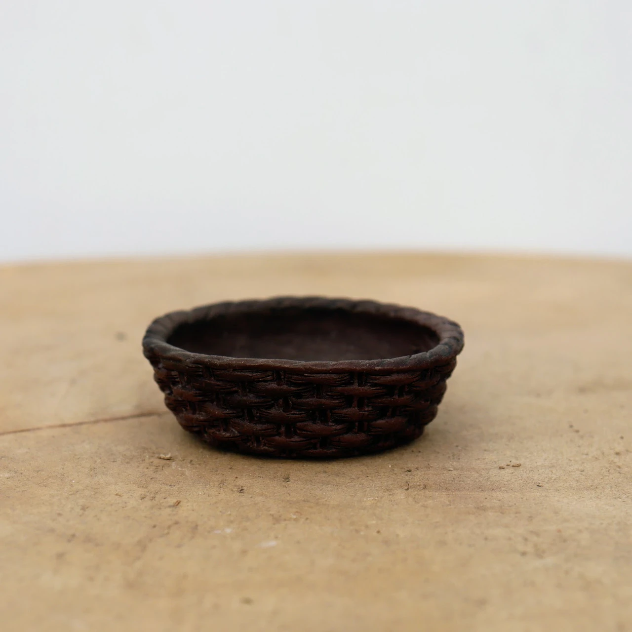 2" Japanese Tokoname Pot - Tani Ranzan Basket Weave (No. 1333) - Image 4