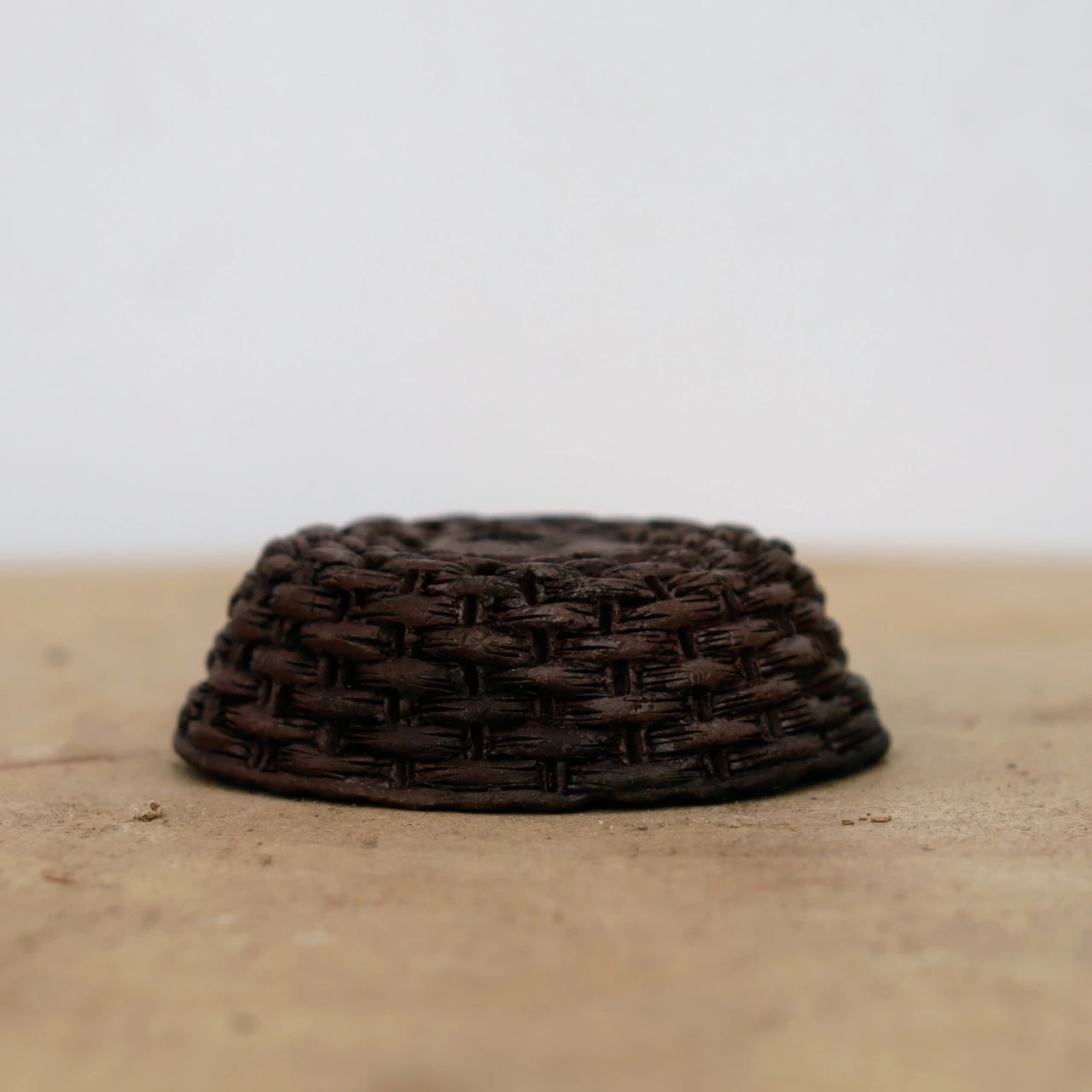 2" Japanese Tokoname Pot - Tani Ranzan Basket Weave (No. 1333) - Image 5