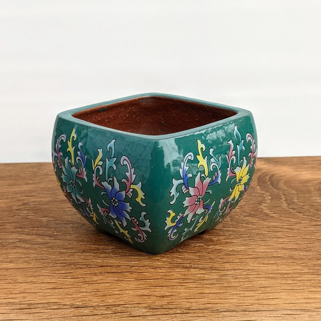 3" Quality Glazed Painted Yixing Pot (No. 1067g) - Image 2